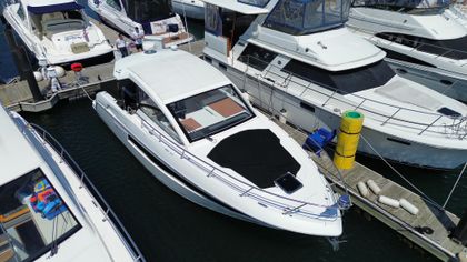 39' Cruisers 2015 Yacht For Sale